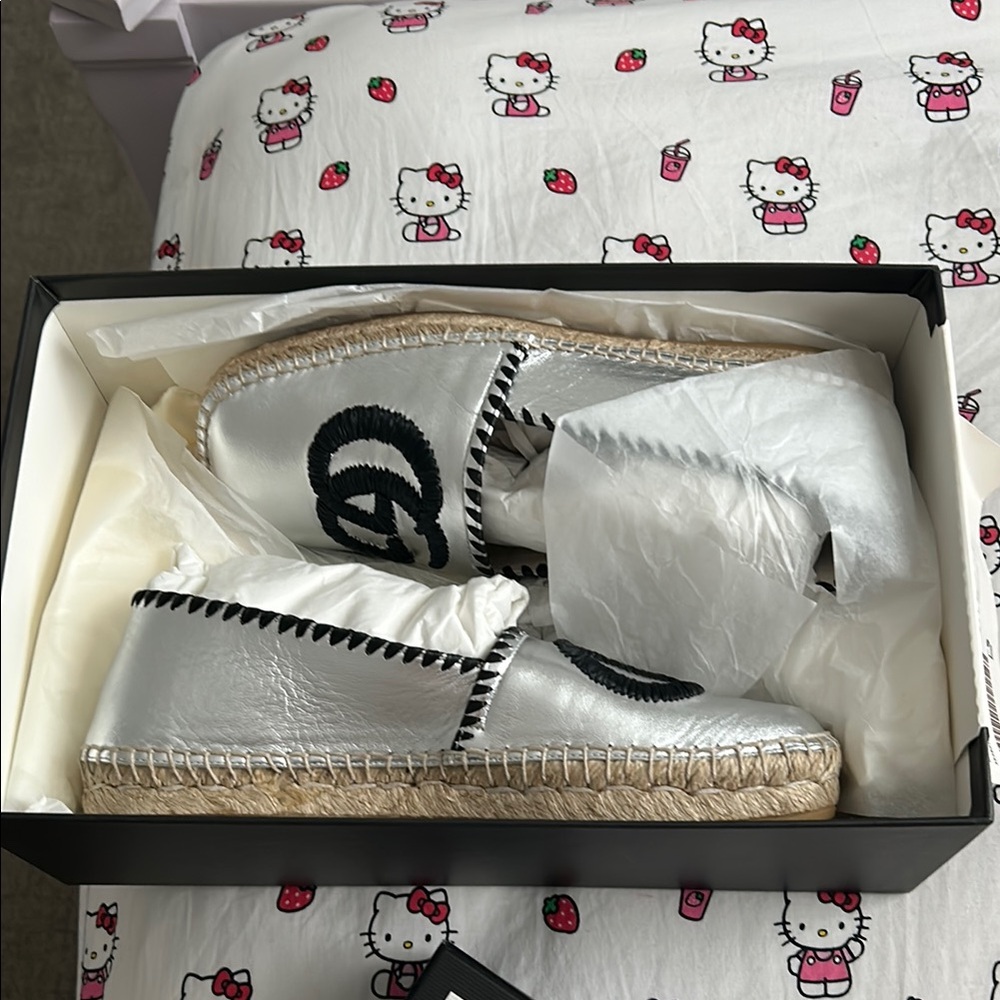 Brand new GUCCI Silver Espadrilles